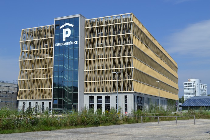 Parkhaus Europabrücke